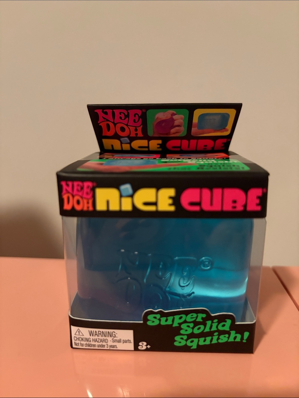 *NEW* NeeDoh Nice Cube
Super Solid Squish - blue (1)